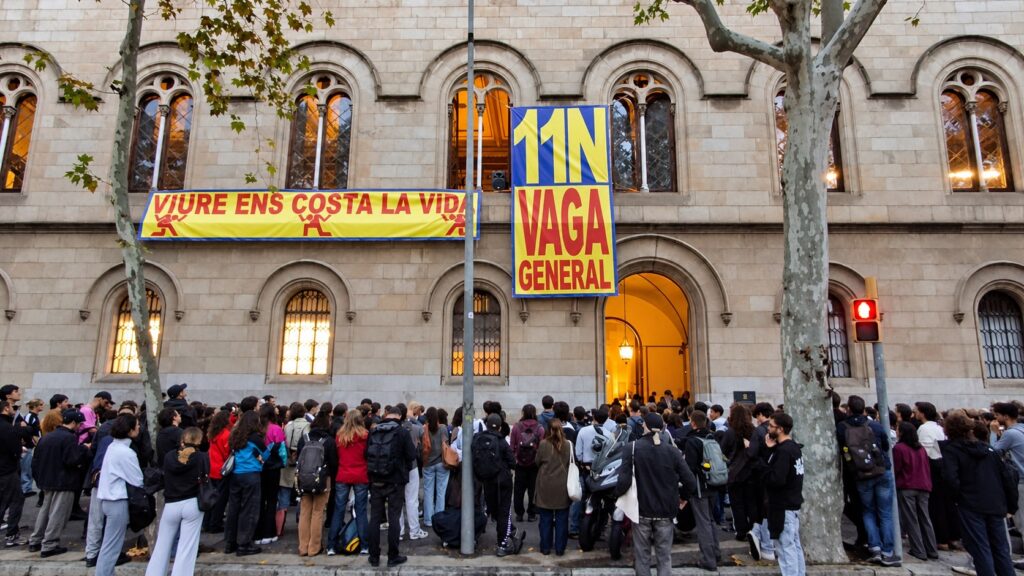 La “Casa de la Vaga” abre en Barcelona para extender la organización del 11N a los barrios y centros de trabajo