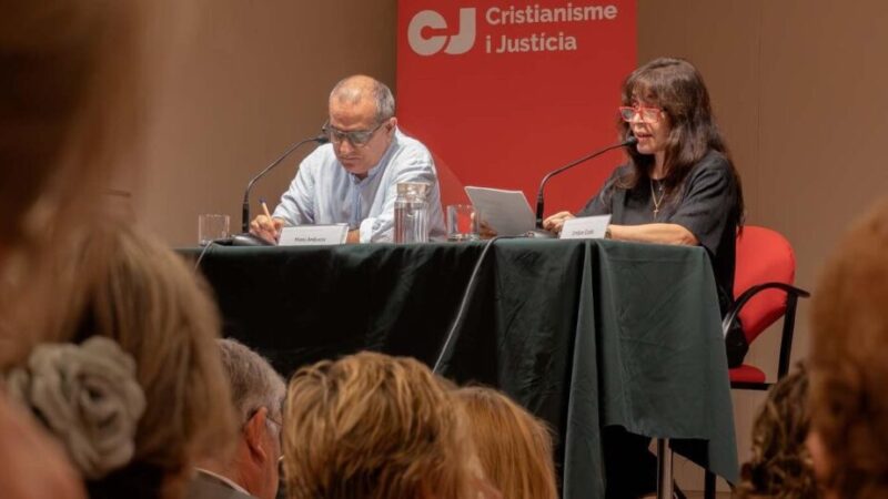 Emilce Cuda propone una teología que escuche al pueblo, acompañe su organización y sostenga la esperanza