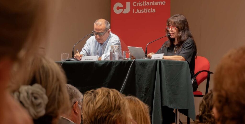 Emilce Cuda propone una teología que escuche al pueblo, acompañe su organización y sostenga la esperanza