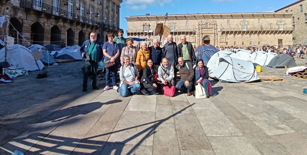 Trabajadoras y trabajadores cristianos de Galicia apoyan la acampada del Obradoiro por una vivienda digna