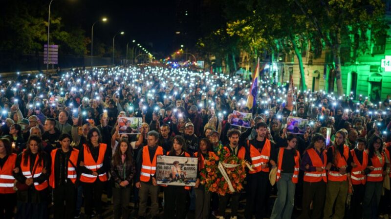 Un minuto de silencio en los centros de trabajo y de estudio para recordar a Maricarmen