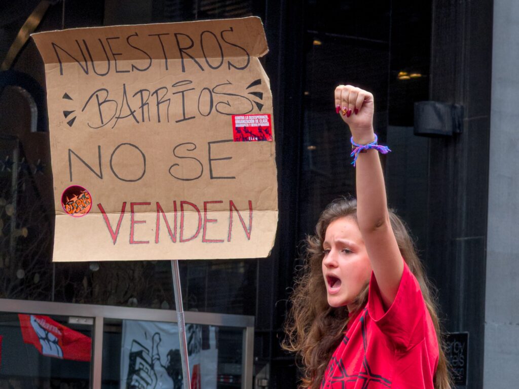 El movimiento vecinal llama a organizar la huelga general del 11N en barrios y municipios