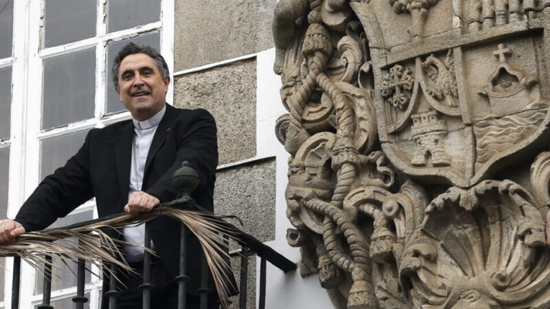 El obispo García Cadiñanos llama a la Iglesia a organizarse y promover procesos de transformación social