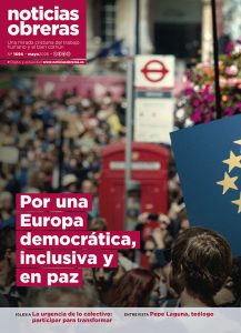 Cover of Noticias Obreras magazine featuring a crowded rally, a red phone booth in the background, and the headline 'Por una Europa democrática, inclusiva y en paz'